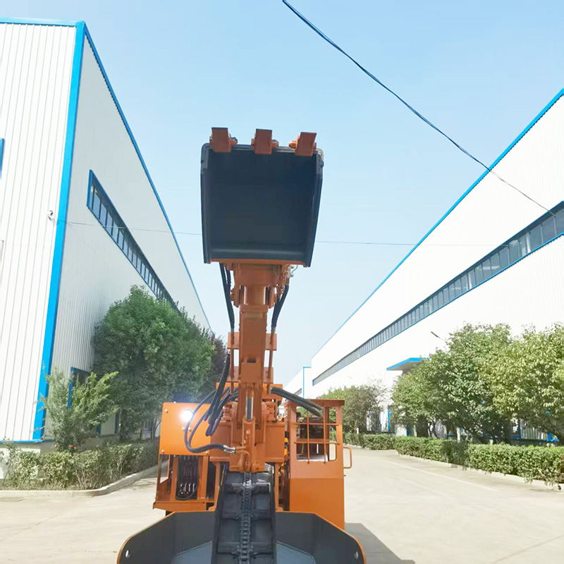 Quarry Mucking Loader