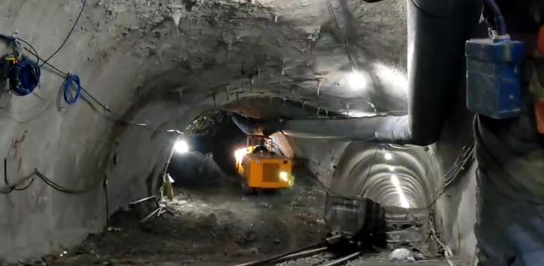 Máy xúc lật Diesel Side Dump Máy xúc lật Diesel Side Dump